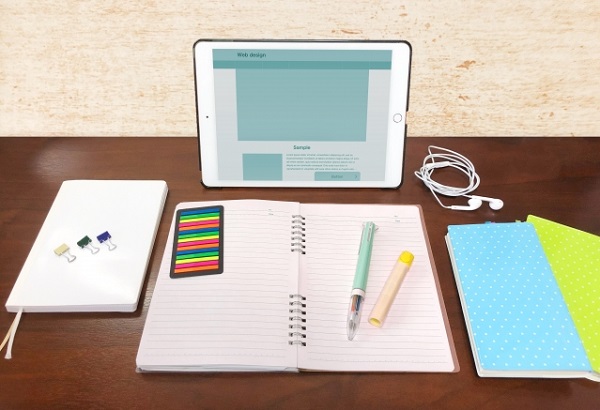 tablet-and-stationery